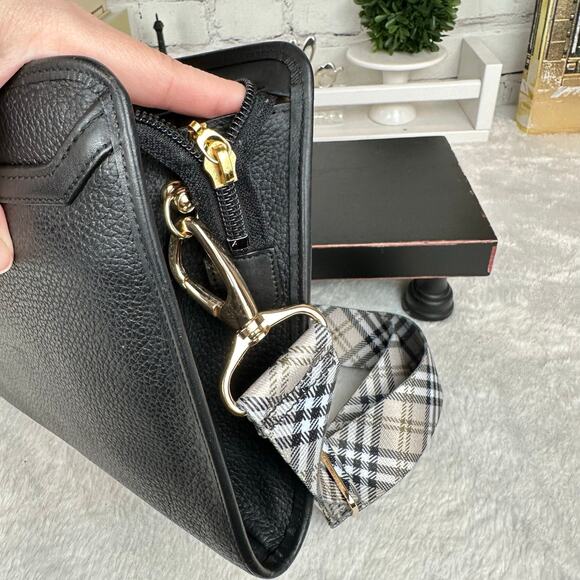 Burberrys Vintage leather crossbody Clutch or shoulder bag or crossbody - Picture 8 of 15